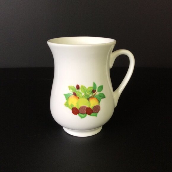 COFFEE Mug Cup White Green Fruit Design 10 Oz - Picture 9 of 12